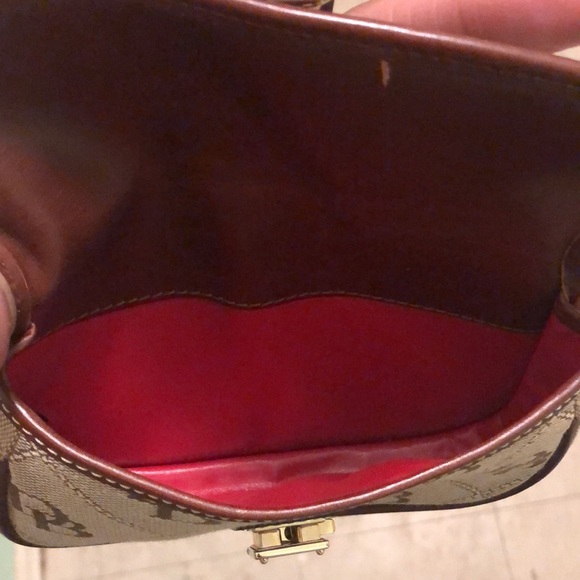 Wristlet by Dooney & Bourke - Picture 4 of 6